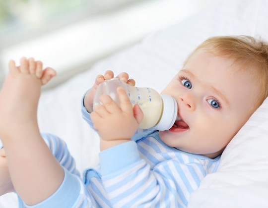 [KIẾN THỨC MỚI] Sữa cho trẻ sơ sinh và tất cả những điều mẹ cần biết để giúp trẻ phát triển tốt nhất